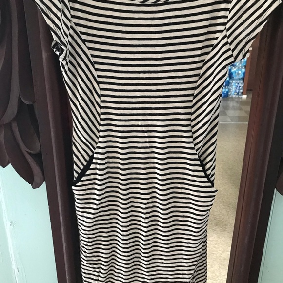 Maternity dress - Picture 2 of 5